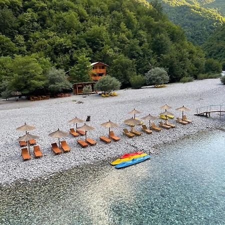 Guri I Lekes Guesthouse Moll' e Shoshit Kültér fotó