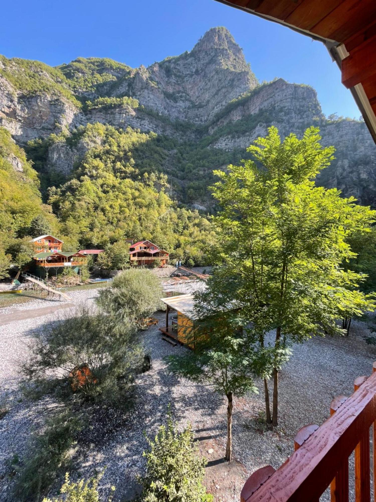 Guri I Lekes Guesthouse Shkodra Kültér fotó