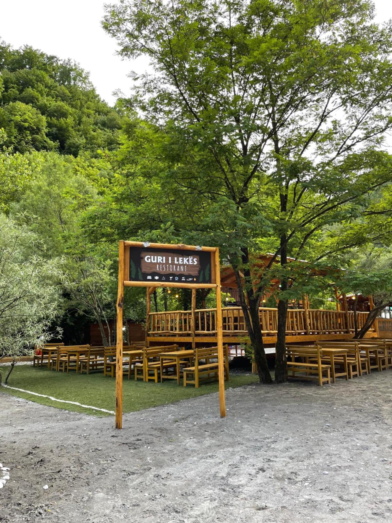 Guri I Lekes Guesthouse Moll' e Shoshit Kültér fotó