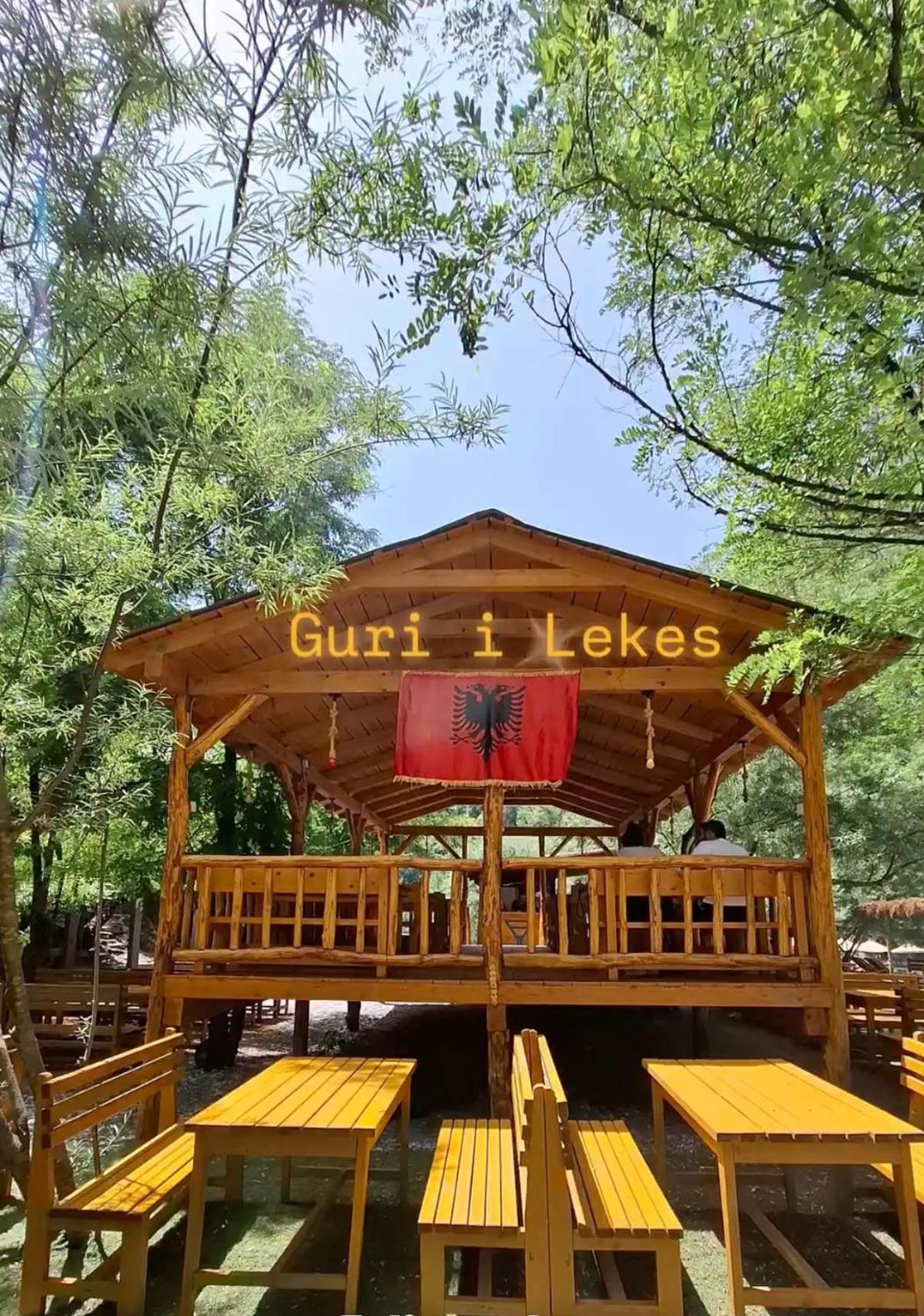 Guri I Lekes Guesthouse Moll' e Shoshit Kültér fotó