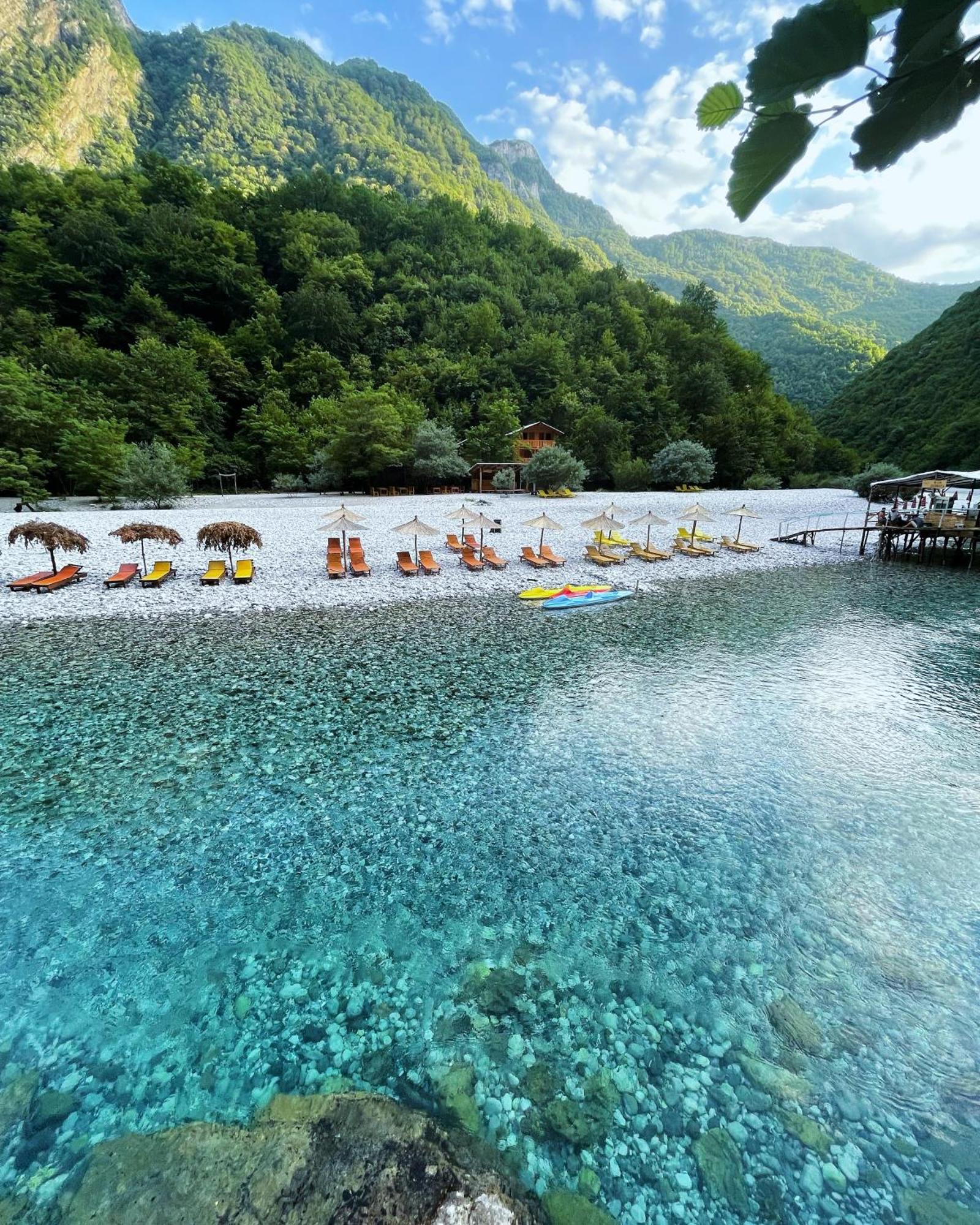 Guri I Lekes Guesthouse Moll' e Shoshit Kültér fotó