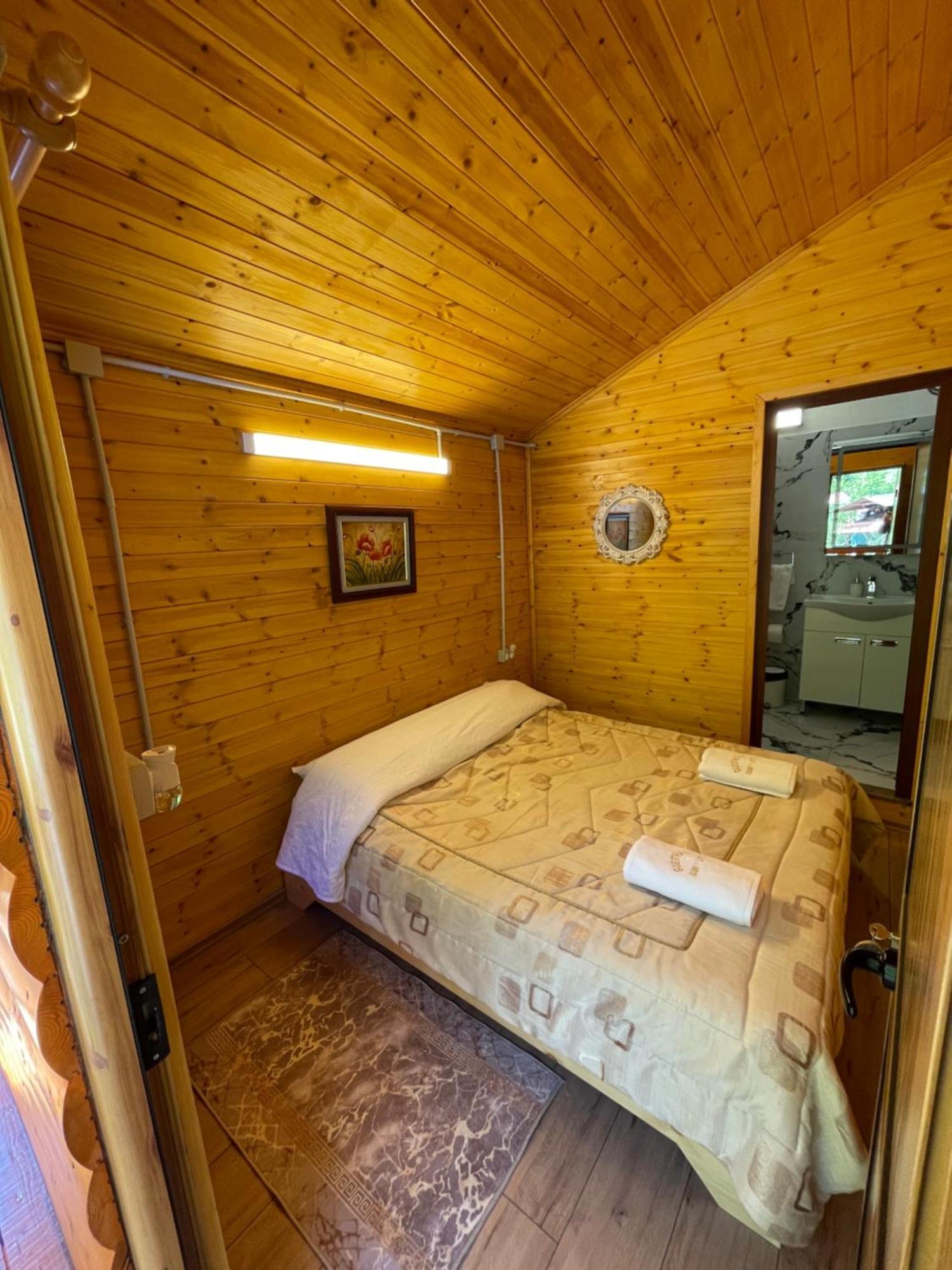Guri I Lekes Guesthouse Moll' e Shoshit Kültér fotó