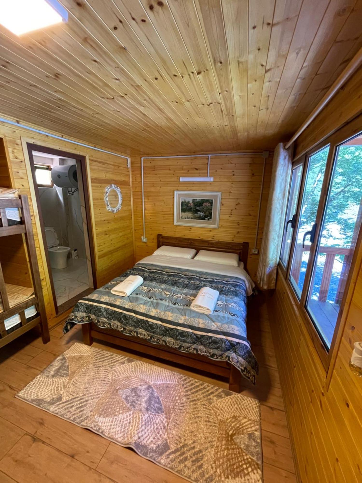 Guri I Lekes Guesthouse Moll' e Shoshit Kültér fotó